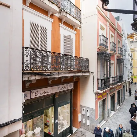 Anfitrion Sevilla 9 Exterior photo